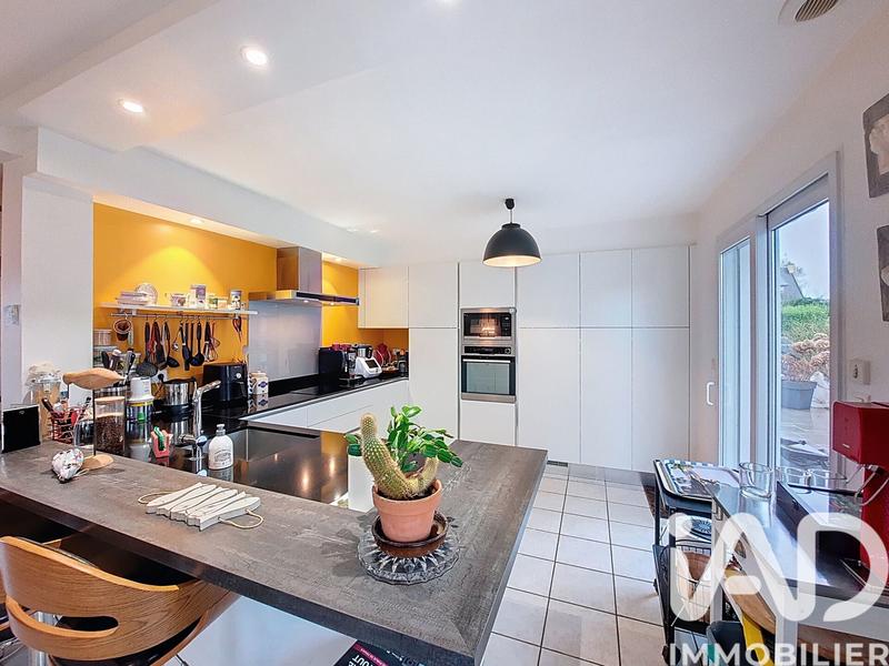 Maison - 175 m² - 10 pièces