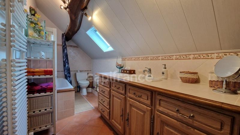 Demeure - 285 m² - 8 pièces