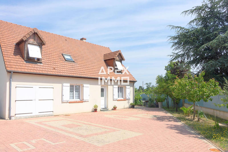 Maison - 135 m² - 6 pièces
