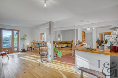 Maison - 183 m² - 5 pièces