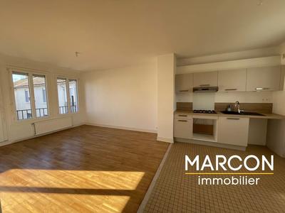 Maison - 91 m² - 5 pièces