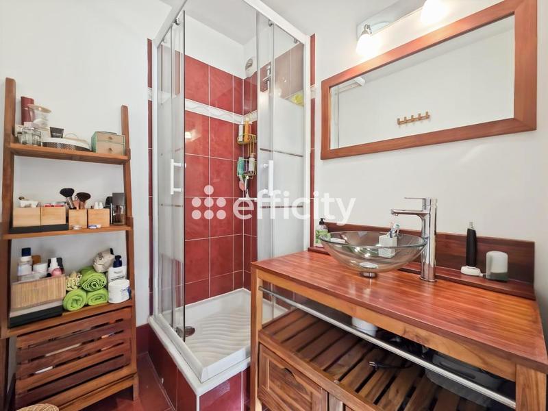 Appartement ancien - 85 m² - 4 pièces