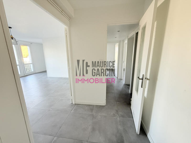 Appartement - 77 m² - 3 pièces