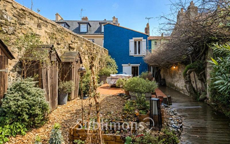 Maison ancienne - 141 m² - 6 pièces