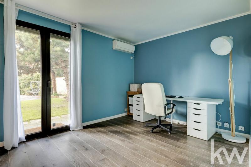 Maison - 288 m² - 12 pièces