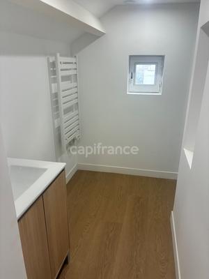 Maison - 147 m² - 9 pièces