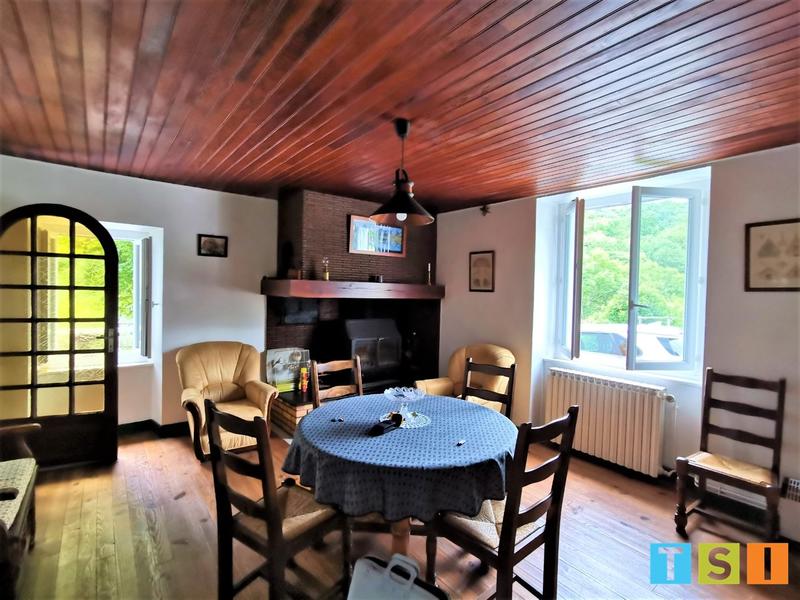Maison - 135 m² - 6 pièces