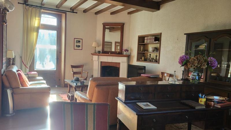 Maison - 188 m² - 8 pièces