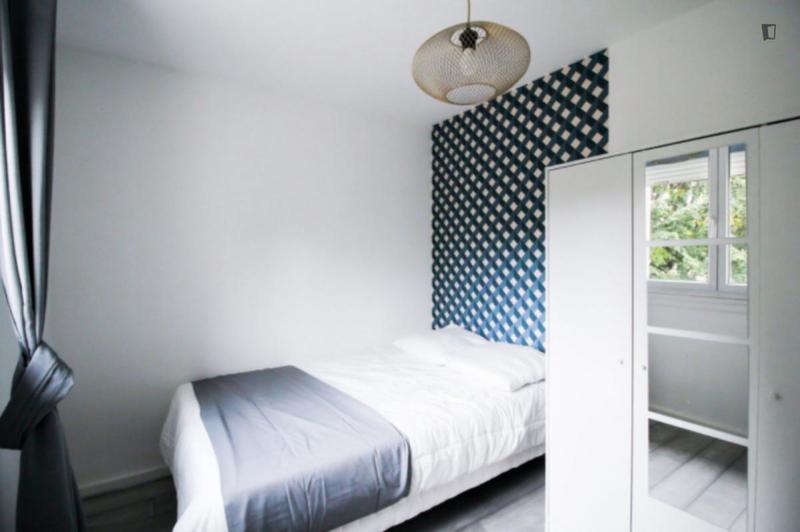 Chambre - 10 m² - 4 pièces