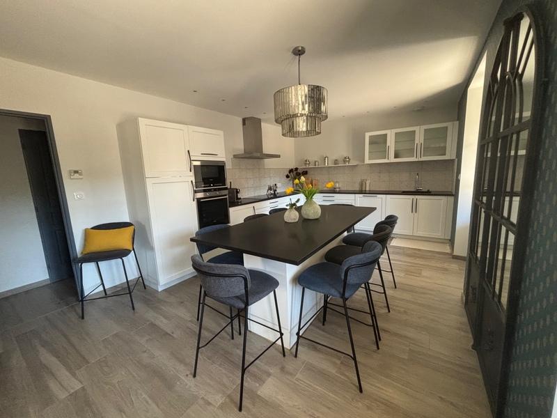 Maison - 114 m² - 5 pièces