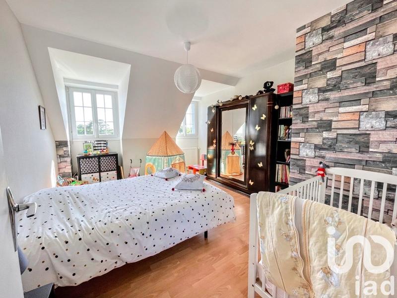 Maison - 168 m² - 8 pièces