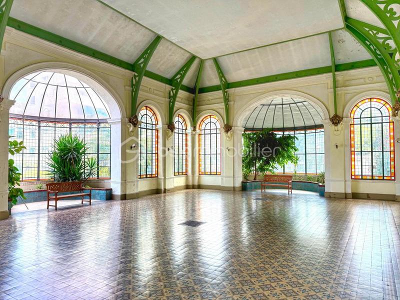 Appartement - 150 m² - 4 pièces