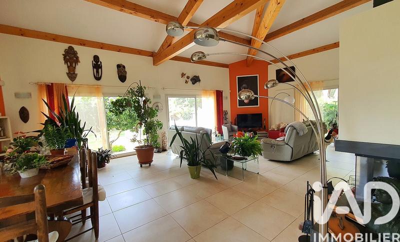 Maison - 257 m² - 6 pièces