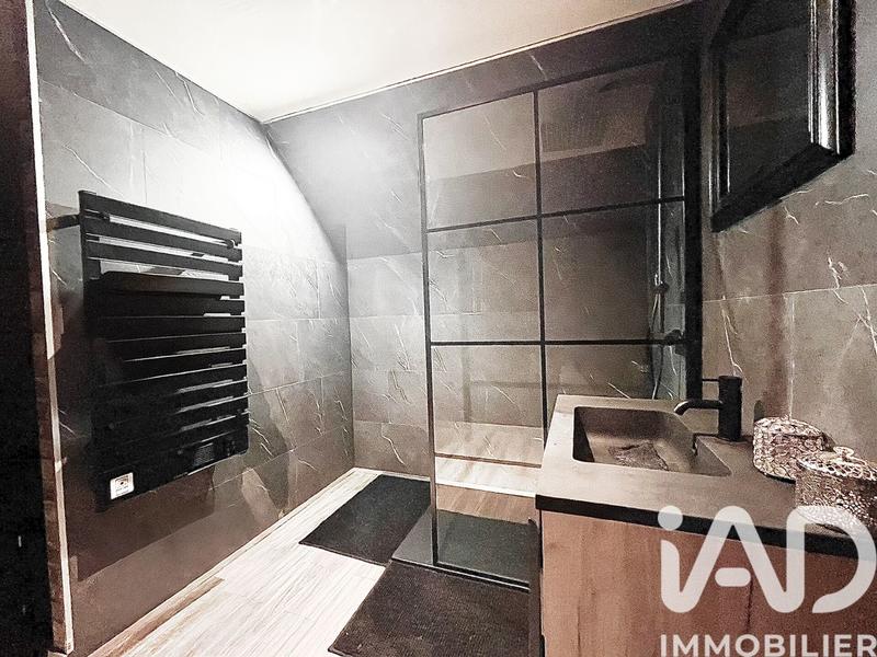 Maison - 102 m² - 5 pièces