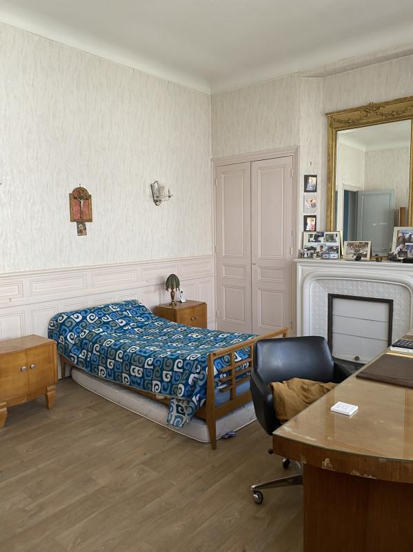 Maison - 232 m² - 8 pièces