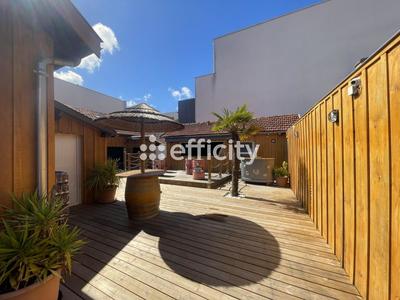 Bureau - 200 m² - 6 pièces