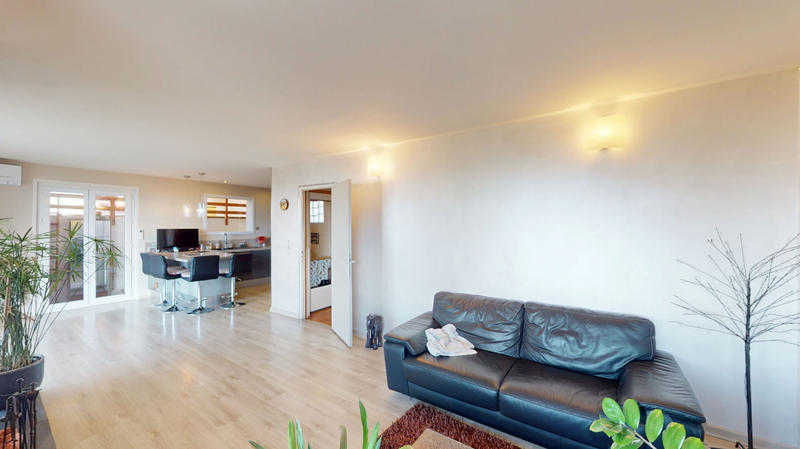 Maison - 159 m² - 6 pièces