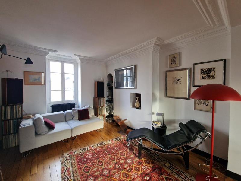 Appartement - 125 m² - 6 pièces