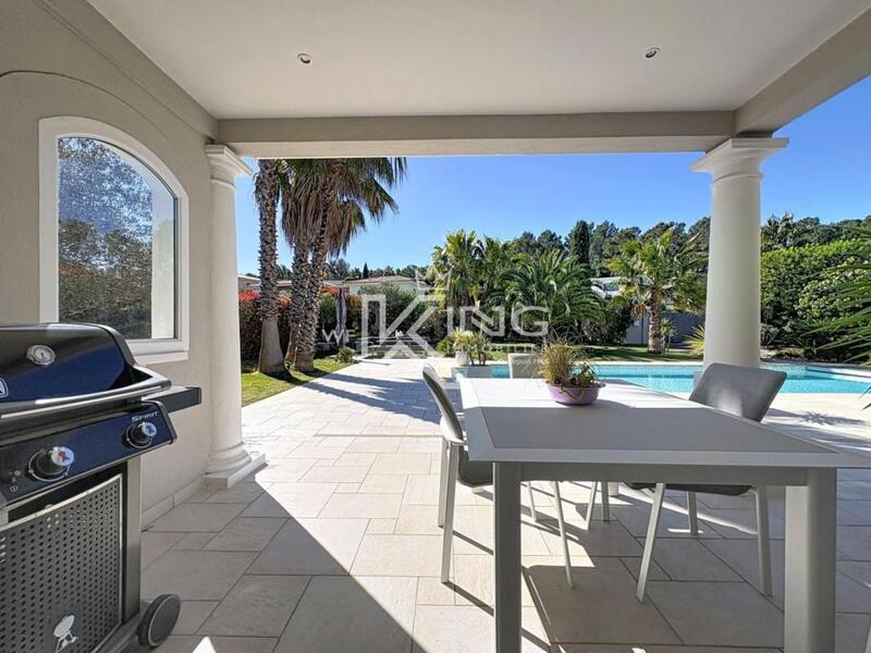 Villa - 157 m² - 4 pièces