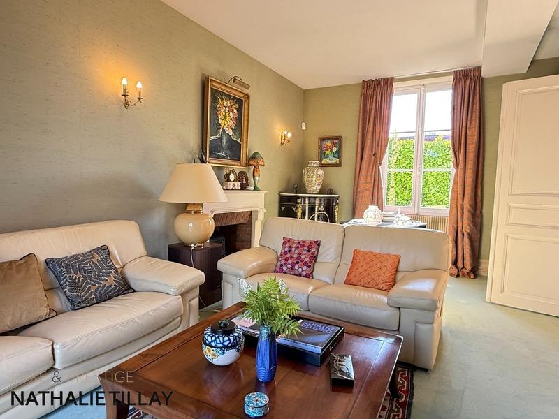 Maison bourgeoise - 204 m² - 6 pièces