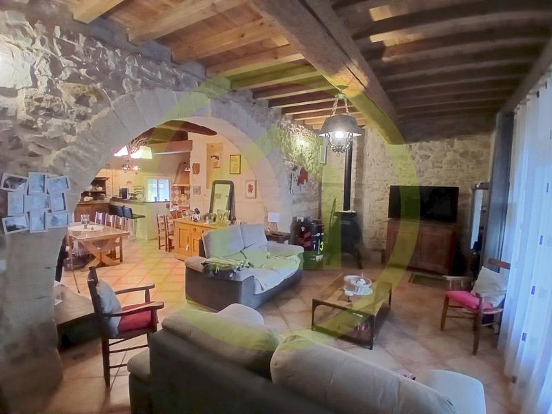 Maison - 164 m² - 7 pièces
