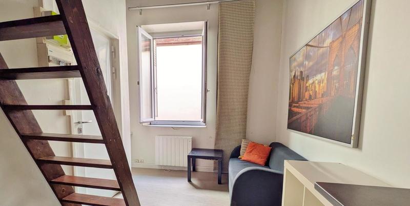 Studio - 17 m² - 1 pièce