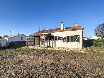 Maison - 91 m² - 5 pièces