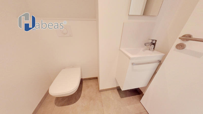 Appartement - 90 m² - 4 pièces