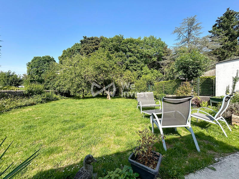 Maison - 220 m² - 8 pièces