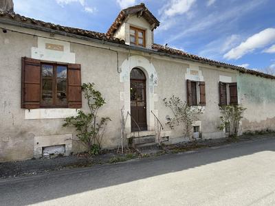 Maison - 226 m² - 7 pièces