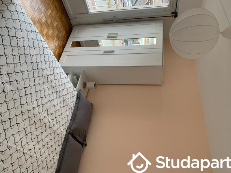 Chambre - 9 m² - 1 pièce