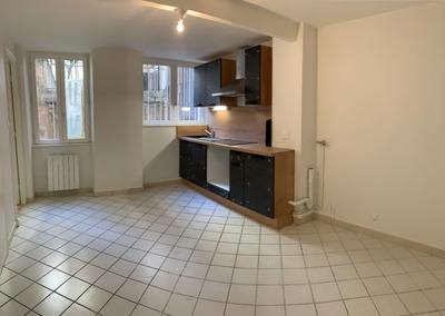 Appartement - 82 m² - 3 pièces