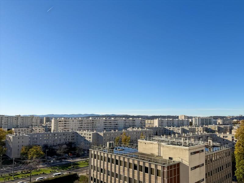 Appartement - 82 m² - 3 pièces