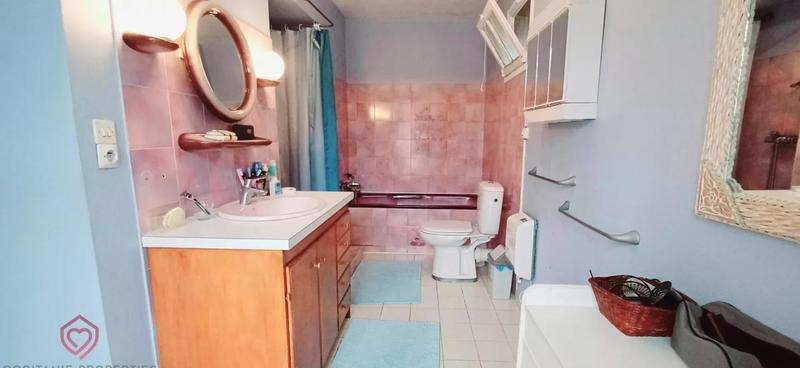 Propriété - 640 m² - 31 pièces