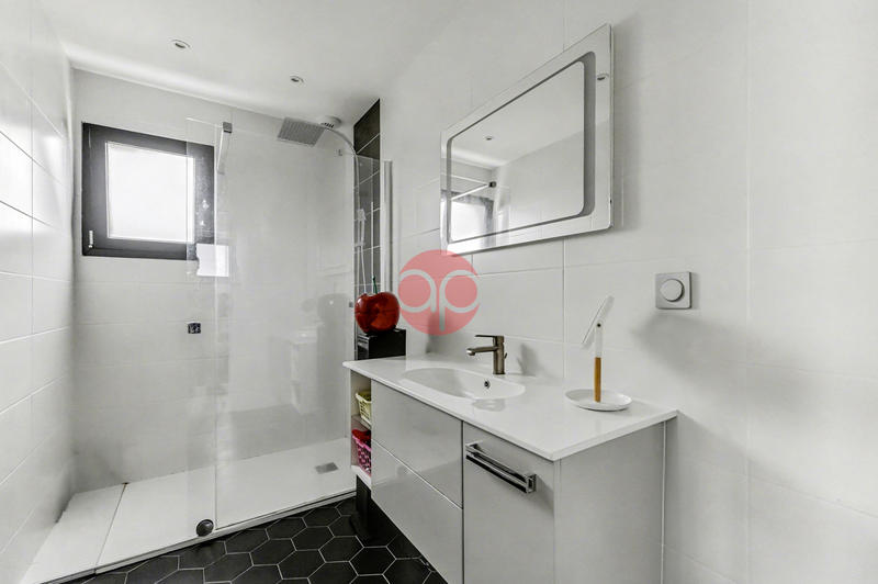 Maison - 133 m² - 5 pièces