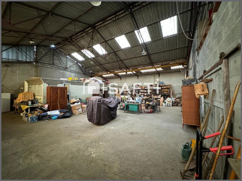 Maison - 325 m² - 8 pièces