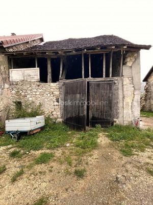 Maison - 100 m² - 1 pièce