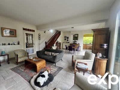 Maison - 141 m² - 6 pièces