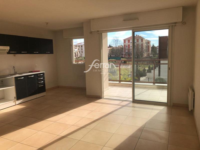 Appartement - 64 m² - 3 pièces