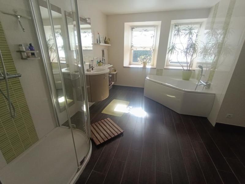 Maison de village - 230 m² - 8 pièces