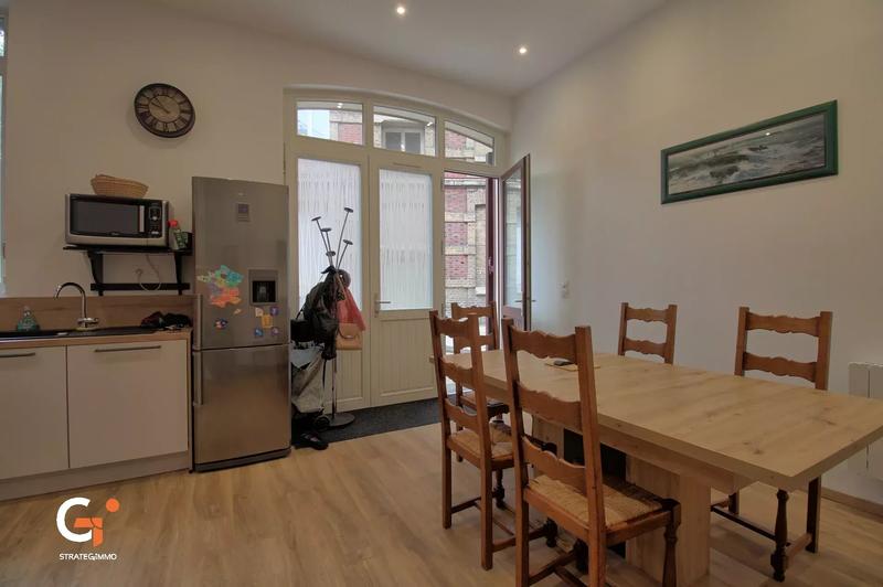 Maison de ville - 104 m² - 6 pièces