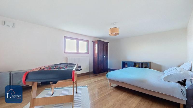 Maison - 262 m² - 8 pièces