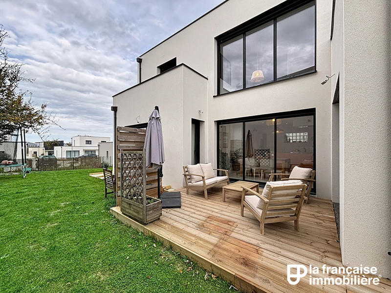 Maison - 145 m² - 6 pièces