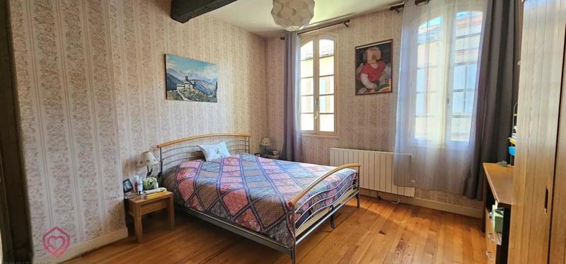 Presse / Tabac - 92 m² - 3 pièces