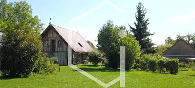 Propriété - 482 m² - 7 pièces