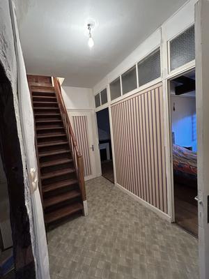 Maison - 93 m² - 5 pièces