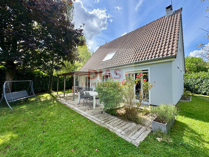 Maison - 155 m² - 7 pièces