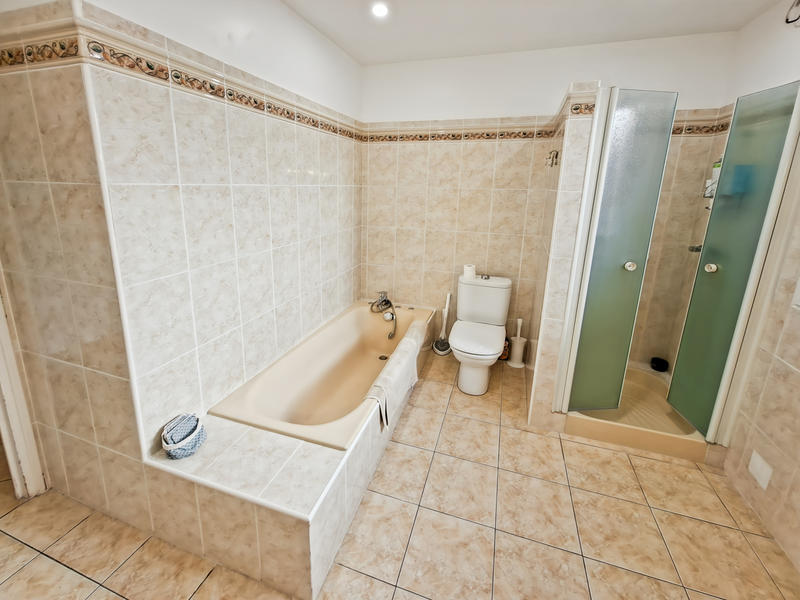 Villa - 180 m² - 6 pièces