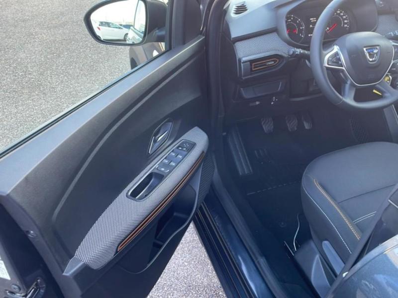 Dacia Sandero TCe 90 - 22 Stepway Confort