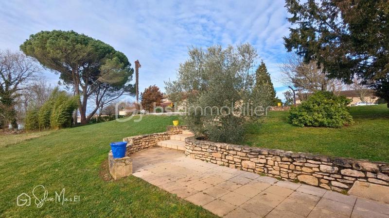 Maison d'architecte - 220 m² - 7 pièces